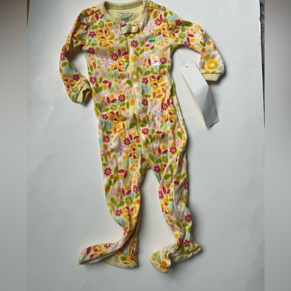 NWT- Children’s Place footed floral pajamas size 12 month